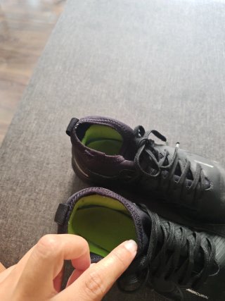 Botas de fútbol Nike Mercurial niño Negras talla 3
