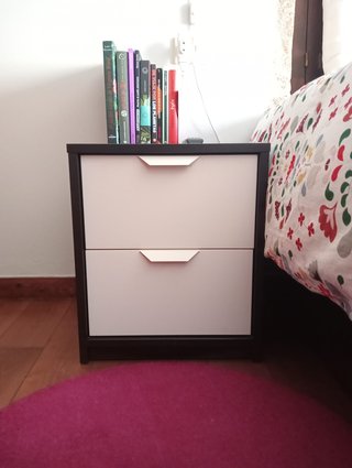 Mesilla de noche IKEA Askvoll