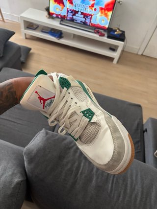 Jordan 4 Retro SB Verde Blanco