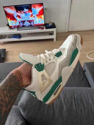 Jordan 4 Retro SB Verde Blanco