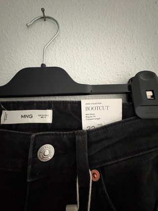 Tejanos bootcut Mango negros
