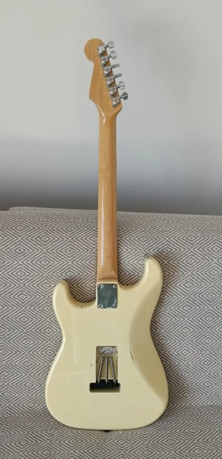 Guitarra Eléctrica Strato Color Crema
