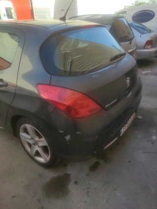 Peugeot 308 asiento cuero negro año  2008