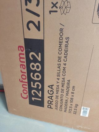 Mesa Conforama Praga. SIN SILLAS
