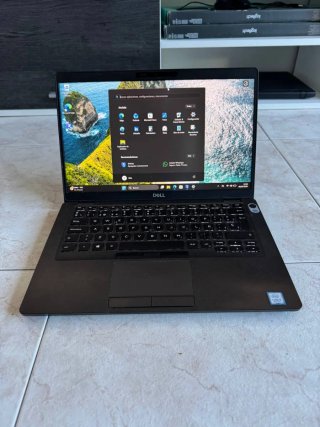 Ordenador portátil Dell i5 9 Generación
