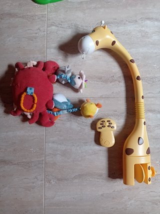 Móvil de cuna jirafa y animales