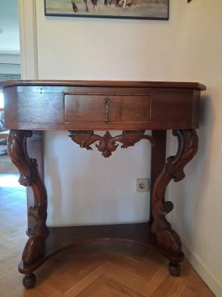 Mueble antiguo recibidor
