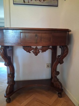 Mueble antiguo recibidor