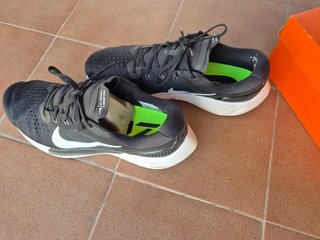 Zapatillas Nike Air Zoom Vomero 15 Negras