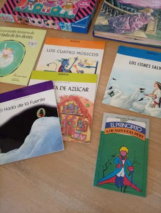 Lote Libros Infantiles y Puzzle LOL