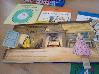 Lote Libros Infantiles y Puzzle LOL