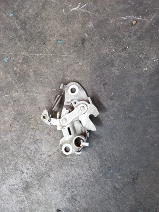 Cerradura Capó Peugeot Citroen