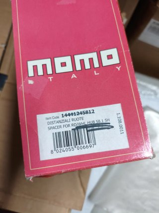 Separadores Rueda Momo Italy