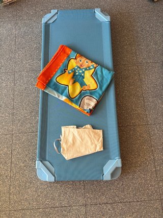Colchoneta infantil 130x55cm azul