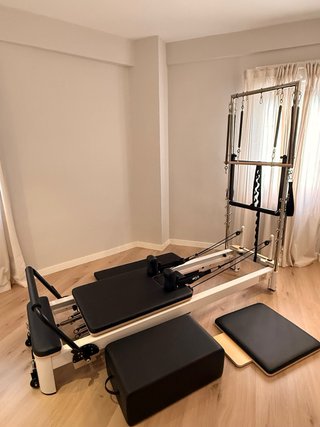 Reformer Pilates con Torre, Caja y Salto