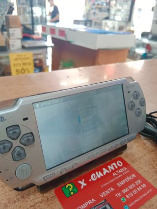 CONSOLA SONY PSP 2004 ED FINAL FANTASY VII CON CAR