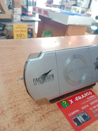 CONSOLA SONY PSP 2004 ED FINAL FANTASY VII CON CAR