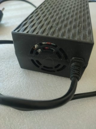 Cargador 42V