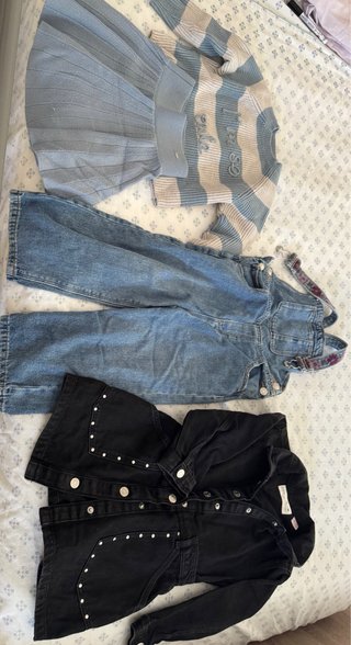 Lote Ropa Niña: Vestido, Peto y Chaqueta
