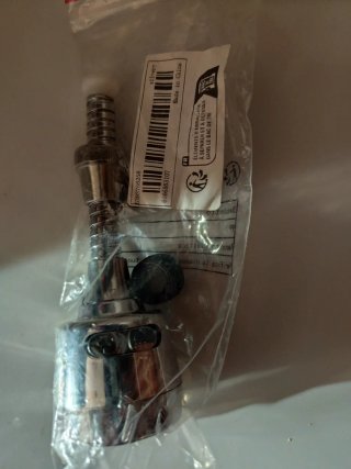Extensión para grifo plateado