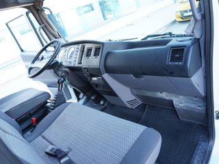 NISSAN ATLEON 56.15 PUERTA ELEVADORA