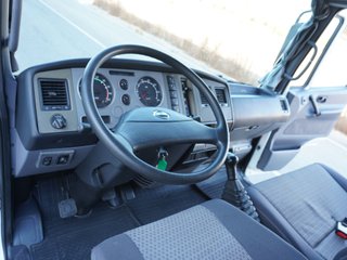NISSAN ATLEON 56.15 PUERTA ELEVADORA