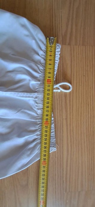 Kimono infantil blanco con cinturones