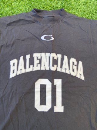 Camiseta Balenciaga 01 Negra