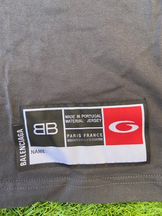 Camiseta Balenciaga 01 Negra