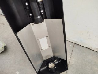Lámpara Exo Terra 90cm Negra 4 casquillos