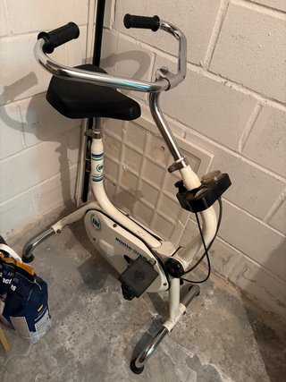 Bicicleta Estática BH Home Bike