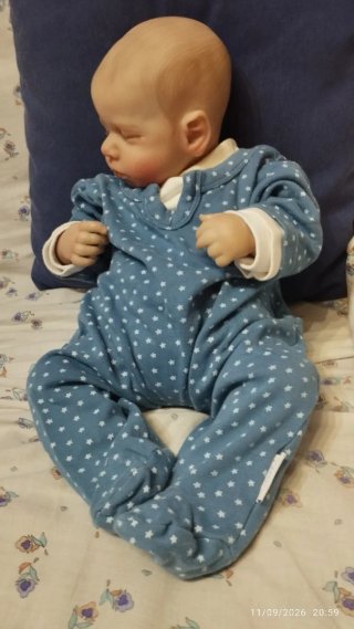 Muñeca Reborn con chupete