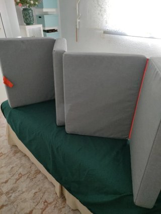 Puff/colchón plegable Slakt Ikea Gris.