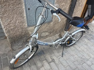 Bici plegable aluminio - Rueda a reparar