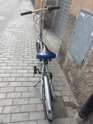Bici plegable aluminio - Rueda a reparar