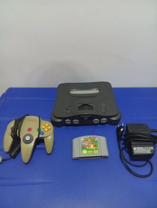 Nintendo 64 Consola + Mando + Juego para piezas