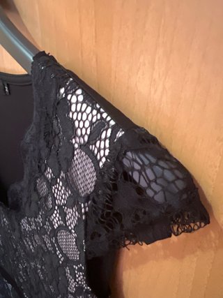 Vestido corto encaje negro y blanco elegante