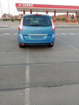 Renault Grand Scenic 2015