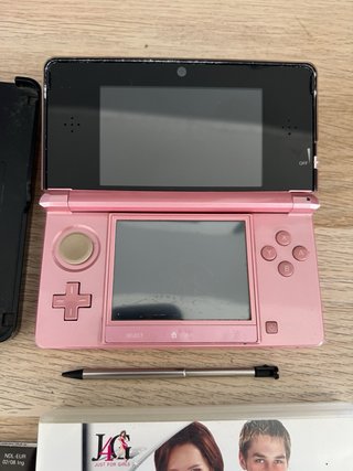 Nintendo 3DS Rosa + Accesorios