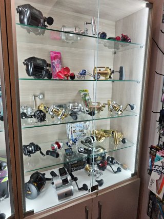 Carretes pesca shimano daiwa tanacom plays tiagra