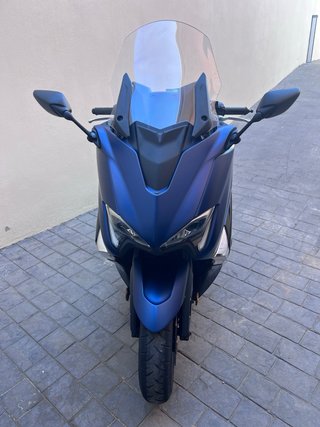 Yamaha TMAX 530 DX Maxi Scooter Azul