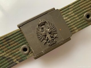 Cinturón militar con águila y corona