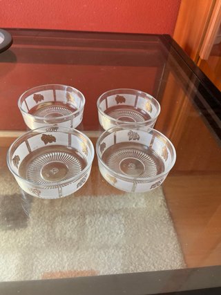 Set de 4 cuencos de cristal dorados