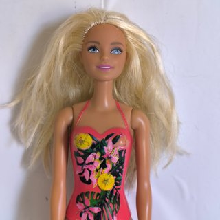Muñeca Barbie Mattel Traje de Baño Floral