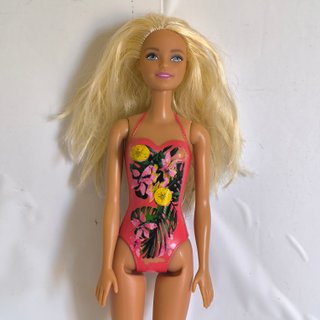 Muñeca Barbie Mattel Traje de Baño Floral