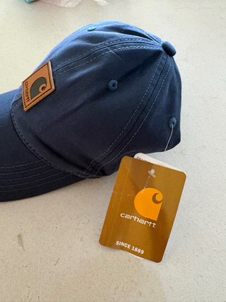 Gorra Carhartt Azul con Parche Marrón