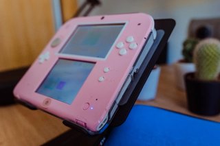 Nintendo 2DS Rosa + 6 Giochi DS