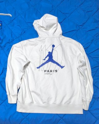 Sudadera Jordan Blanca y Negra