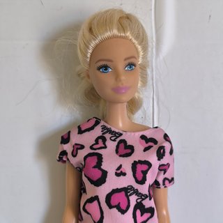 Muñeca Barbie Mattel 2015 Vestido Corazones