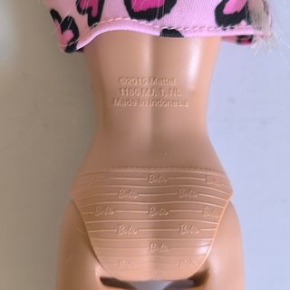 Muñeca Barbie Mattel 2015 Vestido Corazones